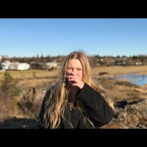 Meet your Posher, Birta